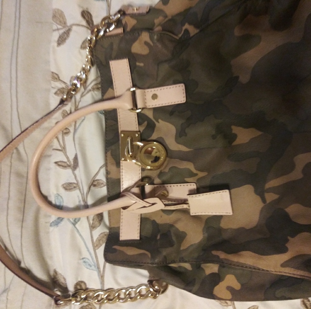 Michael kors crossbody purse